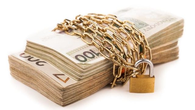 Блокировка средств