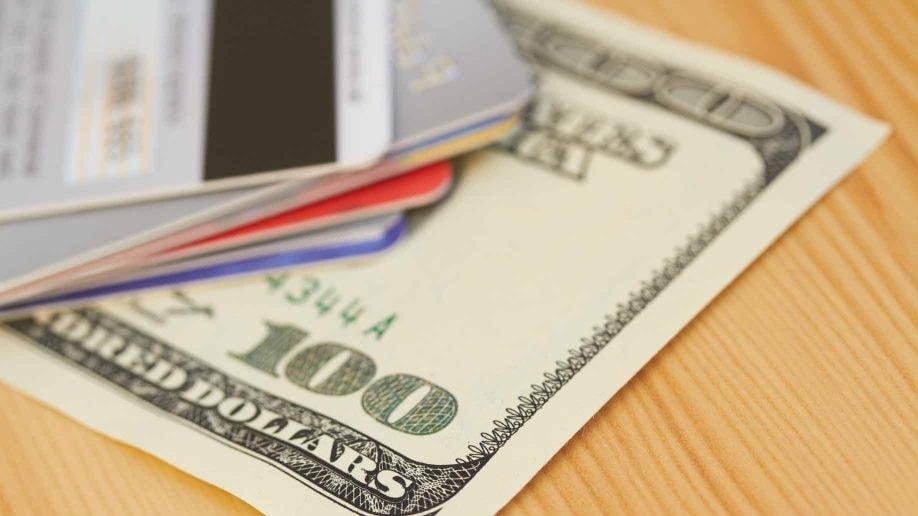 Обзор дебетовых валютных карт Промсвязьбанка